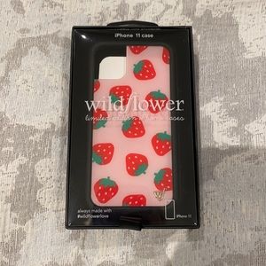 The iPhone 11 sturdy wildflower case